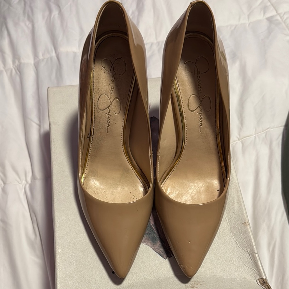 Jessica Simpson Nude Patent Heels